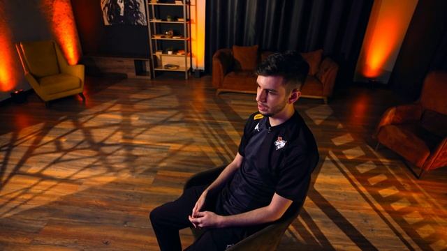 ИНТЕРВЬЮ ПЕРЕД SIX INVITATIONAL 2025 | JOYSTICK DAN-_- P4SH4 SHEPPARD ALWAYS VIRTUS.PR смотреть онлайн