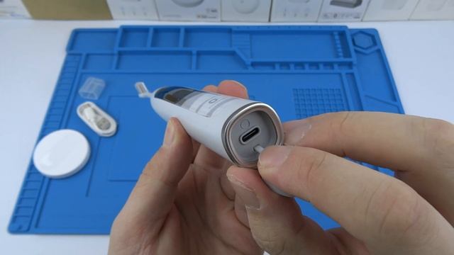 Умная ультразвуковая зубная щетка Oclean XS для отбеливания зубов с экраном смотреть онлайн