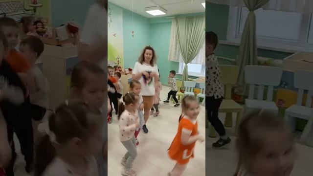 Cosmo Сад в д.Андреевка. Занятия.Развитие речи. Группа 2/3.