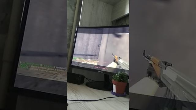 Играем в разние игри контр страйк 1.6 на компе и   т.д. смотреть онлайн