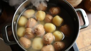 Чистка окон картофельным отваром