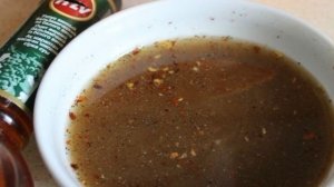 Cалат со свининой и луком