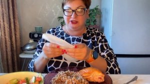 ДАЖЕ ОЧЕНЬ КУЛЬТУРНО/И ЮЛЬКА. Кушает и я/Мукбанг