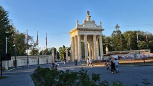 Дошел до ВДНХ