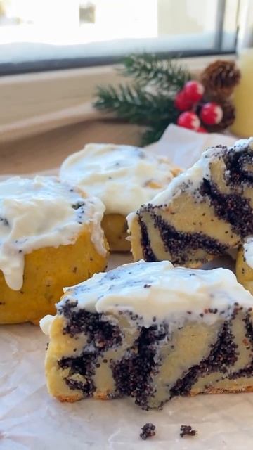 Булочки с маком