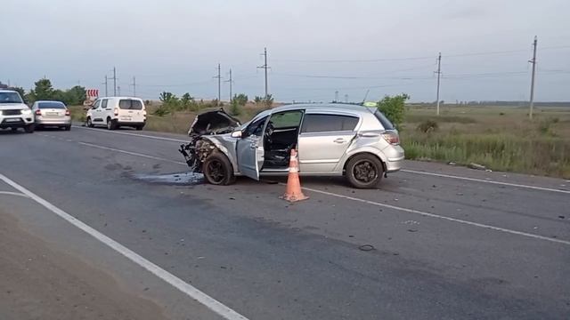Около Харцызска произошло ДТП, в результате которого травмированы 4 ребенка