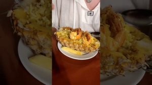 Жареный рис с креветками 🦐🍤🍤 в ананасе 🍍