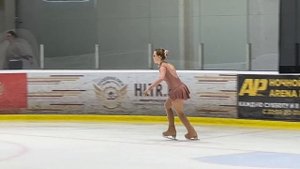 Соревнования по фигурному катанию на коньках. Кубок клуба Финист. 1-ое место Осипова Вера.