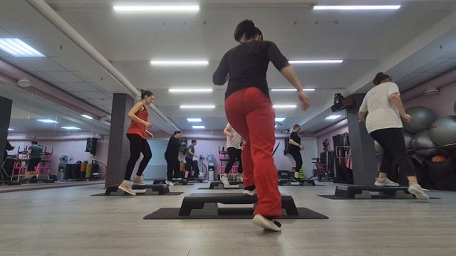 СТЕП АЭРОБИКА ЦЕЛАЯ ТРЕНИРОВКА / STEP AEROBICS