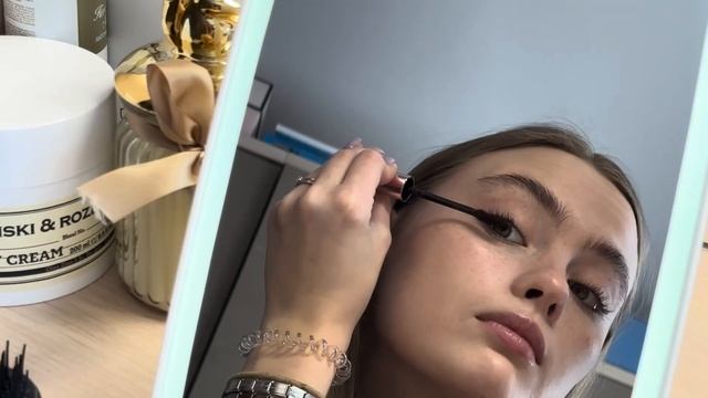 эстетика той самой «clean girl» смотреть онлайн