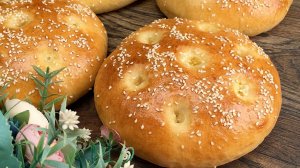 Ароматные булочки с маслом и кунжутом — мягкие, воздушные и невероятно вкусные!