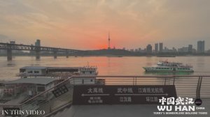 🇨🇳 Ухань, Китай - за час до наступления ночи, пешеходная прогулка по берегу Янцзы / 2025