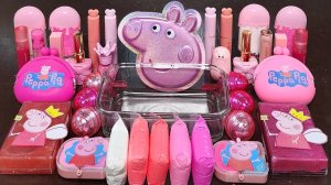 Свинка Пеппа Смешивает слаймы из блесток для макияжа в Слайм, Космический звку Слайм ASMR