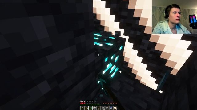 Майнкрафт, но Мы Попали в МАЛЕНЬКИЙ БАРЬЕР 3x3 смотреть онлайн