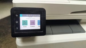 HP m428 если не светится экран