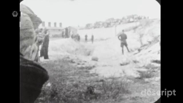 Judenexekution in Libau 1941 (Originaltitel) , кинохроника преступлений нацистов.
