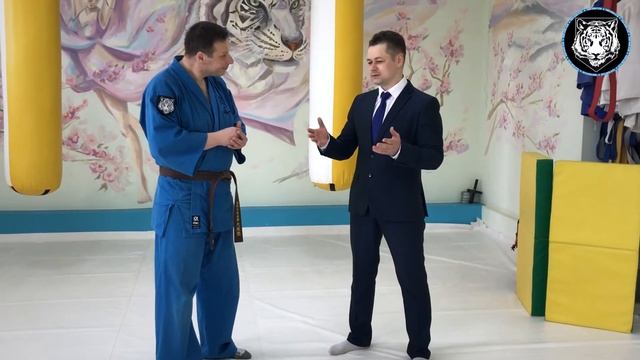 Зачем тренировки взрослым и детям. Как избежать травм на тренировке? Готовимся к летнему сезону