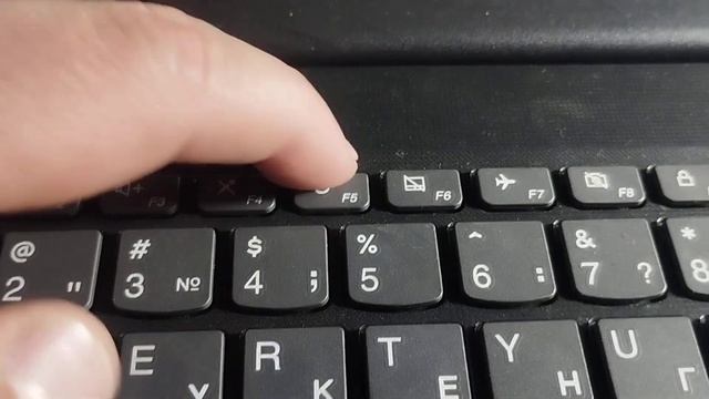Как нажимать кнопку F5 #f5 #кнопка #ноут смотреть онлайн