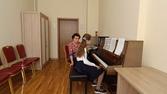 Открытый урок по фортепиано преподавателя Медведевой Татьяны Анатольевны смотреть онлайн