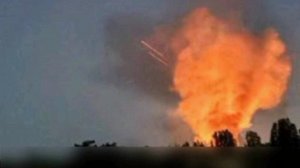 ‼️🇺🇦💥Мощные взрывы и пожар под Харьковом: на месте авиаудара идёт детонация