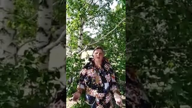 "День России"  читает Ольга Ляпустина. Шигаевская сельская библиотека