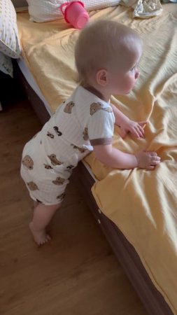 Штурм кровати. День 2 #ребенок #рекомендации #блогер #детиприколы #baby #топвидео #продвижение