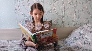 О книге Анне-Катрине Вестли "Уле-Александр идёт в школу"