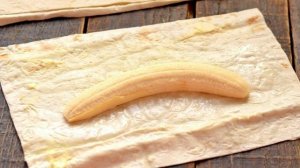 Банан с шоколадом в лаваше