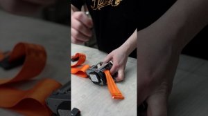 Новые насадки выхлопа, цветные ремни безопасности и детейлинг для Porsche 911 Carrera 4S