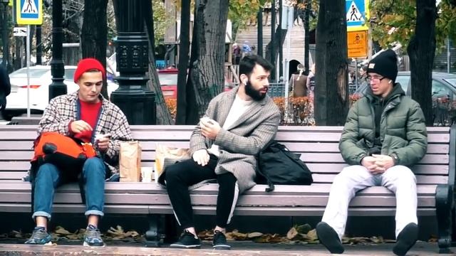 Жесткий пранк ДЕРЗКИИ РАЗГОВОР ПО ТЕЛЕФОНУ РЯДОМ С Л?