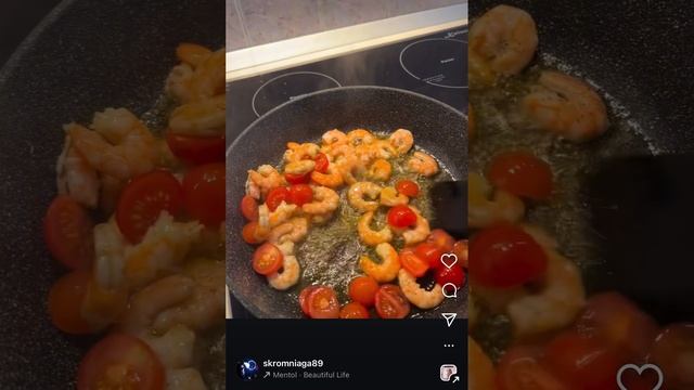 Немного вкусного)