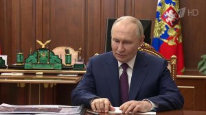 Владимир Путин встретился в Кремле с министром спорта Михаилом Дегтяревым