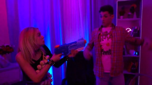 Мой Новый Папа - Вампир! Приемный Папа vs Родной Папа смотреть онлайн