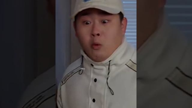 Топ-звезда случайно теряет флешку со смертельной тайн смотреть онлайн