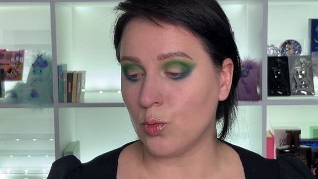 Полный цикл Nomad Ireland Wild Atlantic Way Palette смотреть онлайн