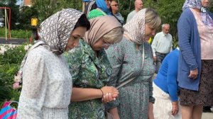 В Балаково торжественно отметили День Святой Троицы