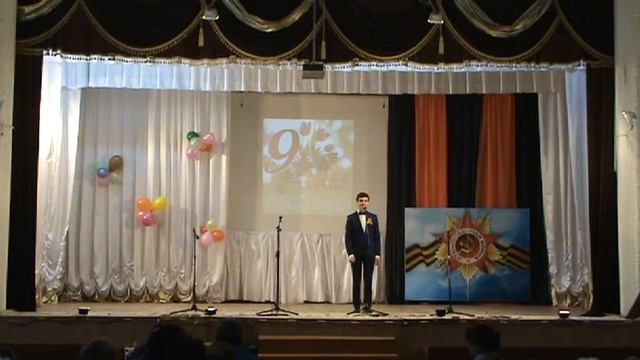 М. Ножкин «Прохоровское поле», читает Тарасов Илья Белоколодезская сельская библиотека