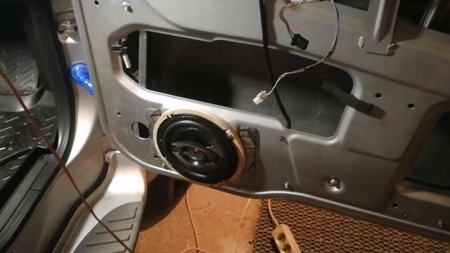 Установка динамиков 16 смотреть онлайн