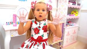 Диана и Рома ( Diana Roma ) - Диана поселила Рому в свою комнату - история про огромного паука