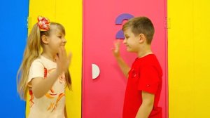 ДИАНА И РОМА - Цифры Челленджер с Дианой, Ромой и Оливером   Numbers Challenge