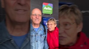 Взял интервью у немцев из Дрездена.  Смотрите в видео👆 зачем они едут к нам в Россию