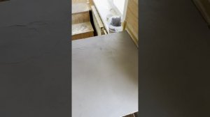 Нанесение микробетона на столешницу