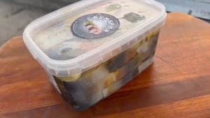 Скумбрия салат с овощами в масле