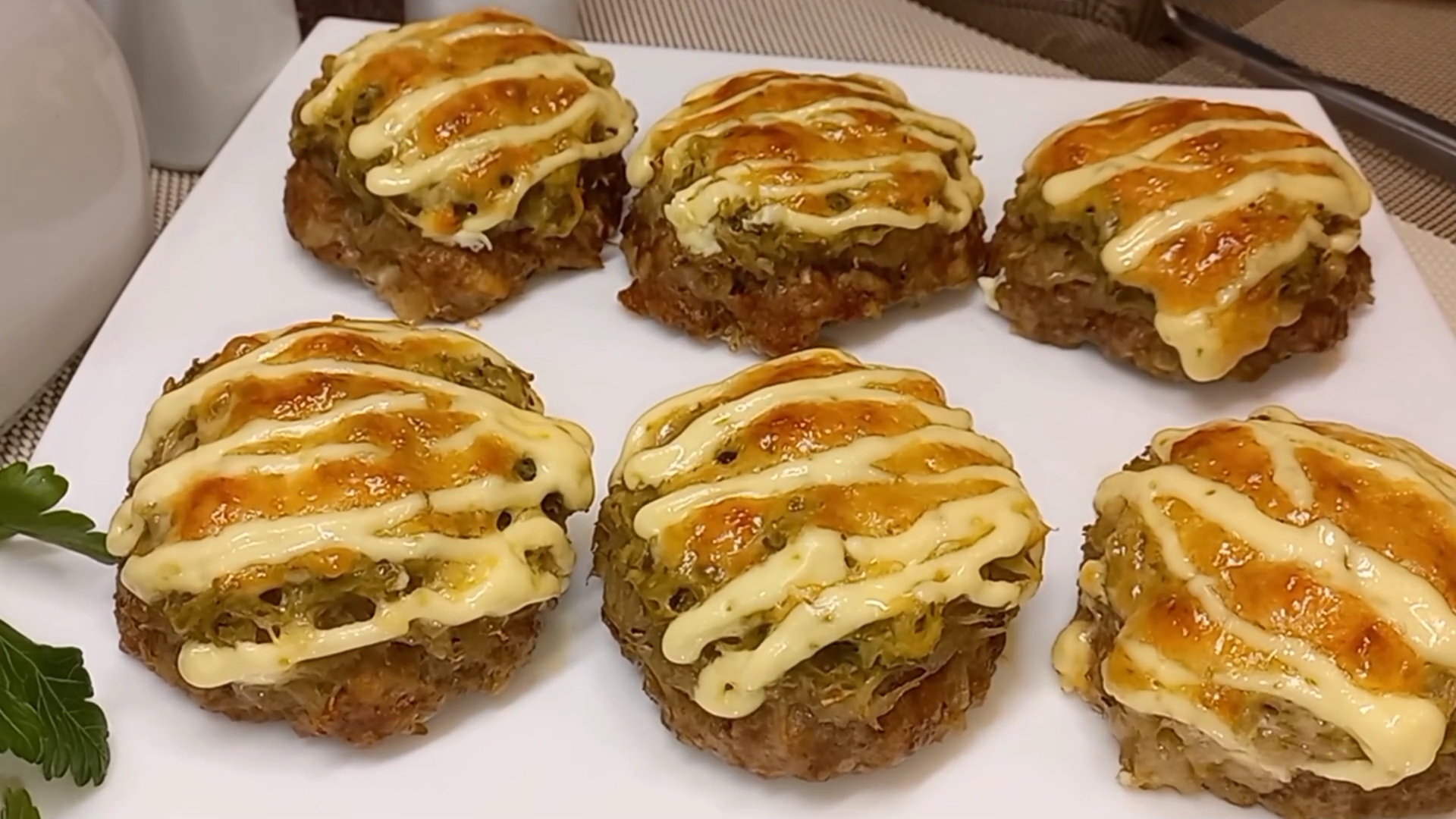 Очень вкусный и сытный ужин Подойдет и для праздничного стола Быстро и вкусно! Мясные стожки