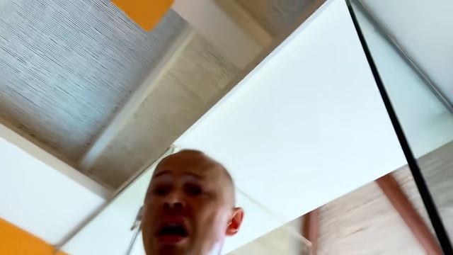 Мистер Макс Прятки на острове с мамой