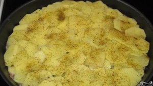 Картофель с фаршем и кабачками