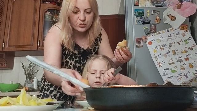 VLOG 1. 💐01 МАЯ 2025. УЮТНЫЙ ОБЕД. САМСА ОТ МУЖА УДАЛАСЬ! ГУЛ?