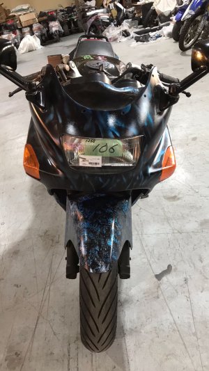 Kawasaki ZZR400-1