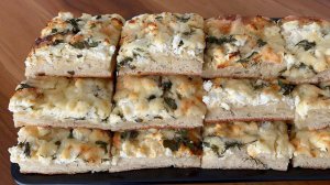 ОЧЕНЬ ПРАКТИЧНО И НЕВЕРОЯТНО ВКУСНО!!! Творожно-сырный пирог на ужин
