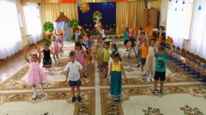 Танец с осенними листьями в подготовительной группе